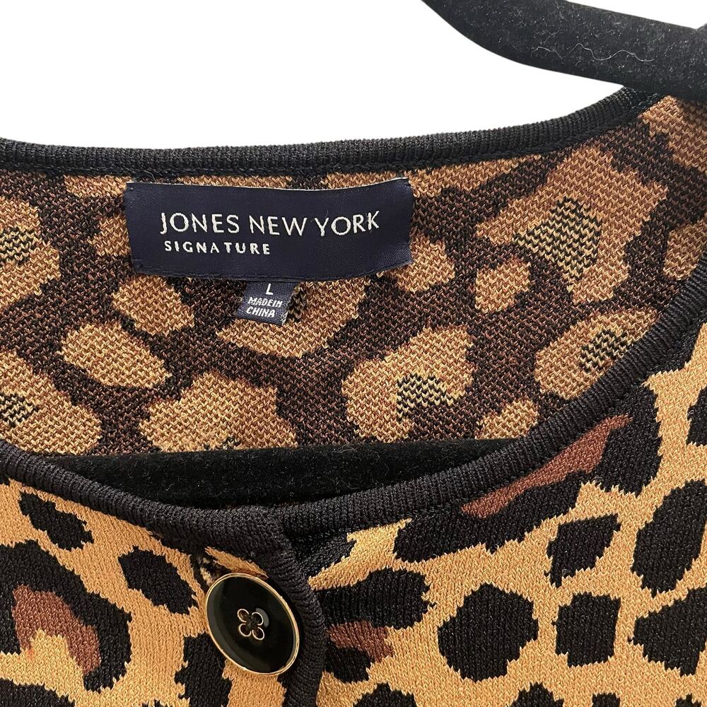 Jones New York Signature Leopard Print Cardigan Sweater L Large Button Piping - Picture 2 of 6